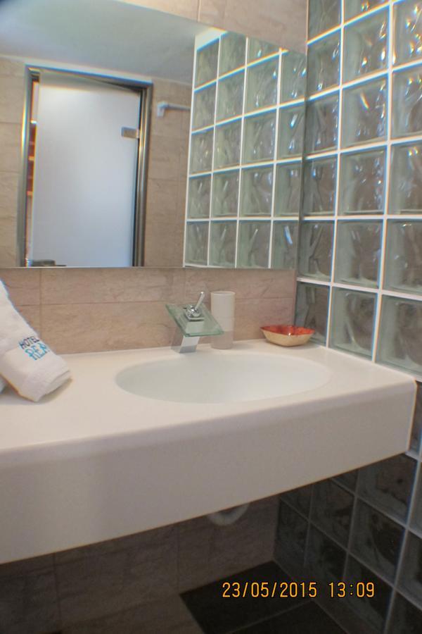 Hotel Rea Megali Ammos  Bagian luar foto