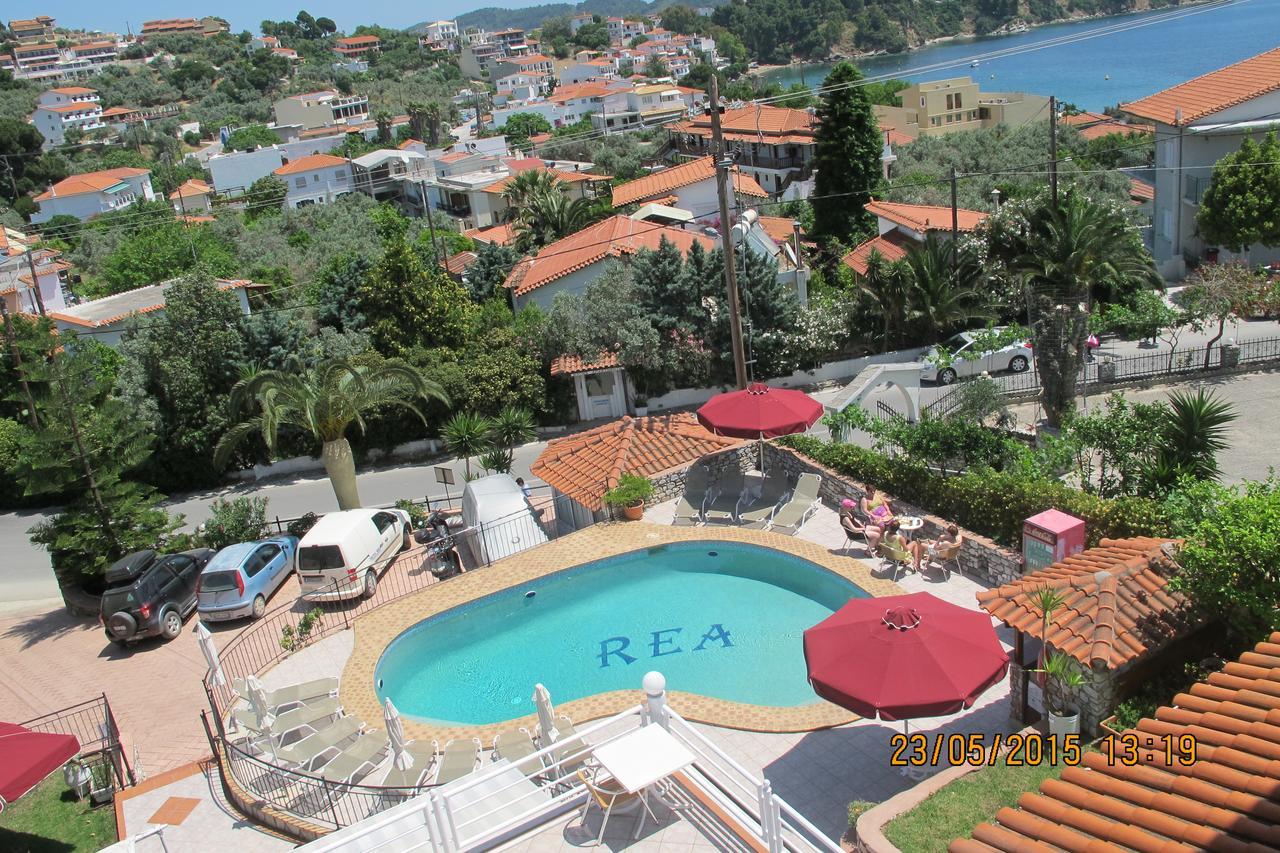 Hotel Rea Megali Ammos  Bagian luar foto