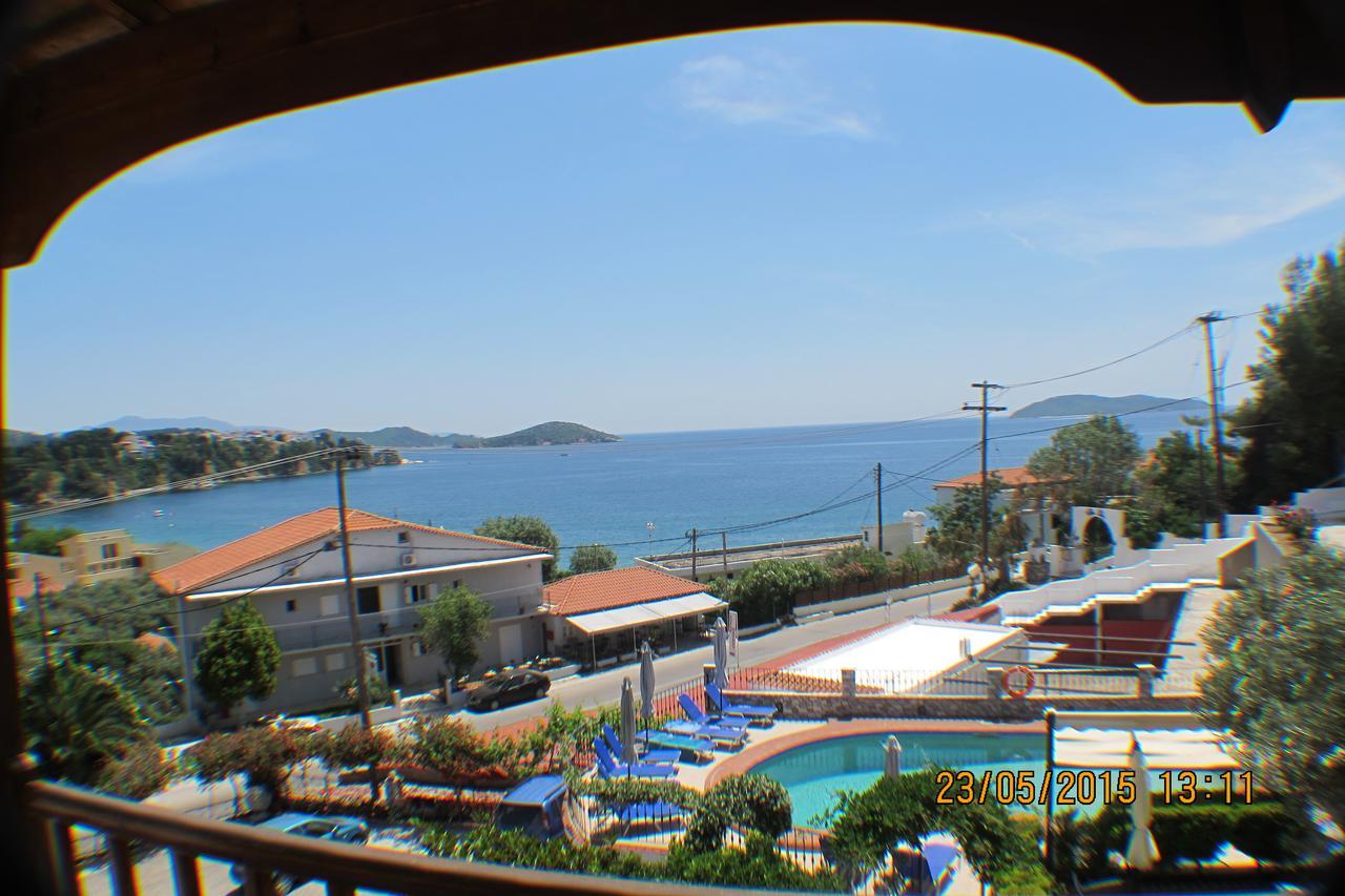Hotel Rea Megali Ammos  Bagian luar foto