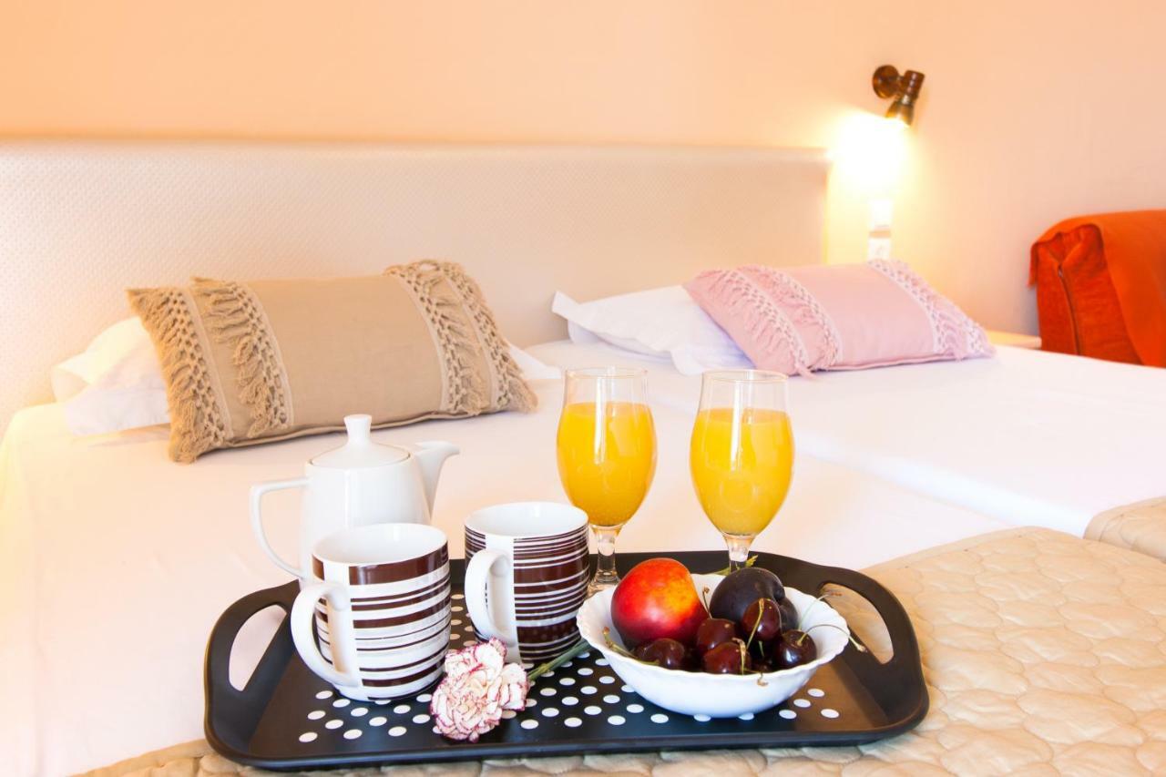 Hotel Rea Megali Ammos  Bagian luar foto
