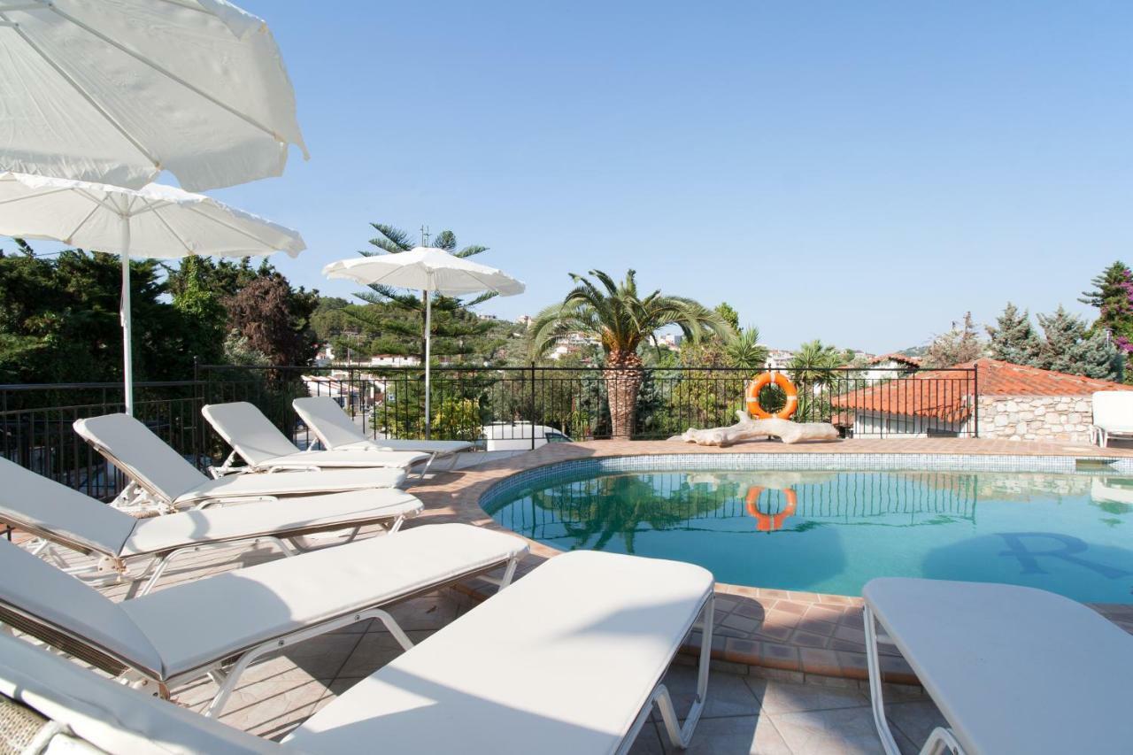 Hotel Rea Megali Ammos  Bagian luar foto