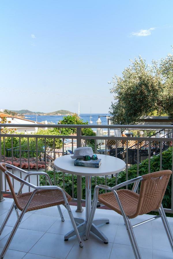 Hotel Rea Megali Ammos  Bagian luar foto