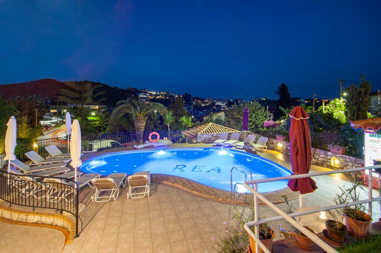 Hotel Rea Megali Ammos  Bagian luar foto