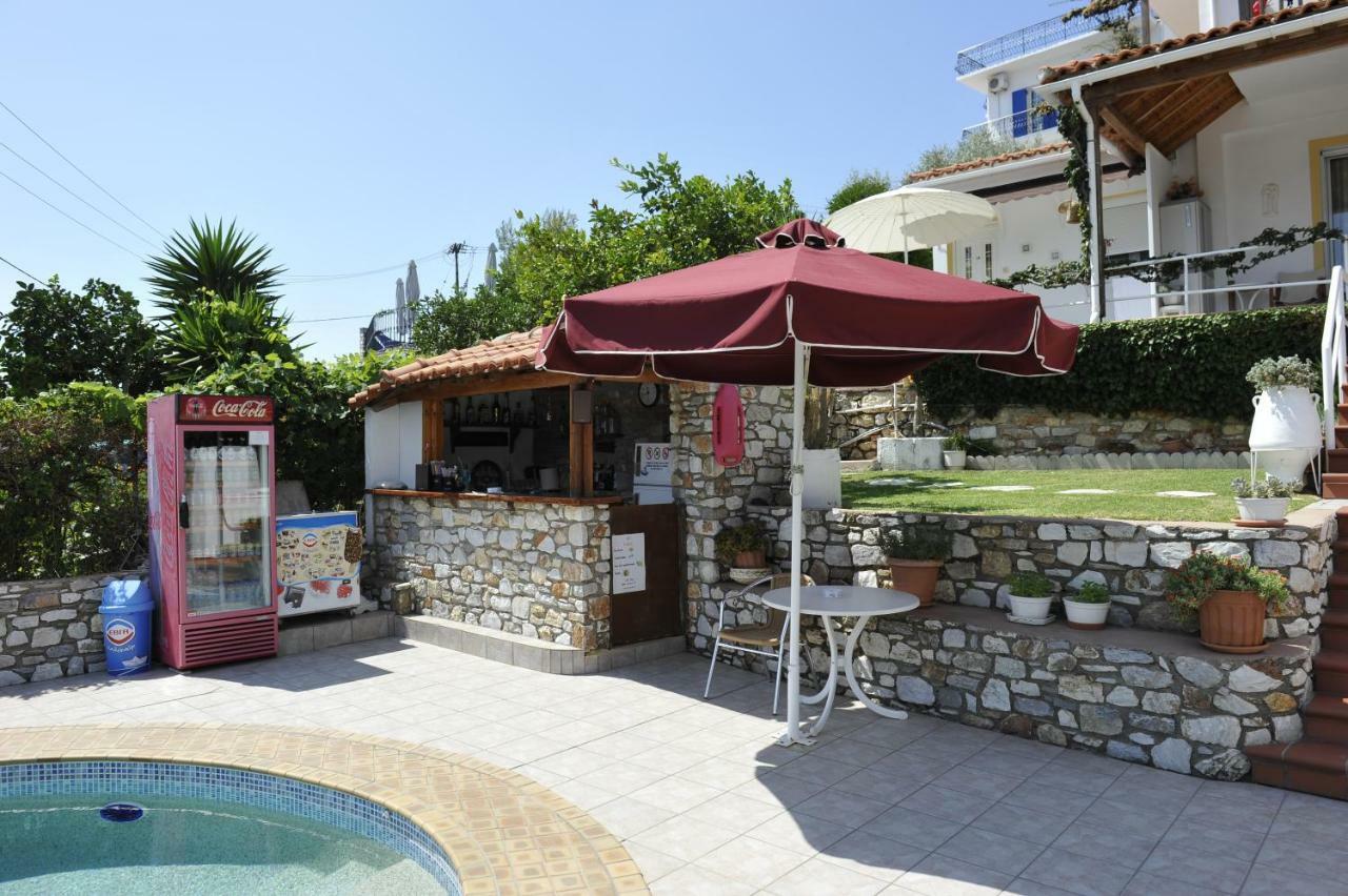 Hotel Rea Megali Ammos  Bagian luar foto
